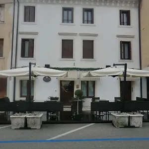 https://valentino.hotelinveneto.com